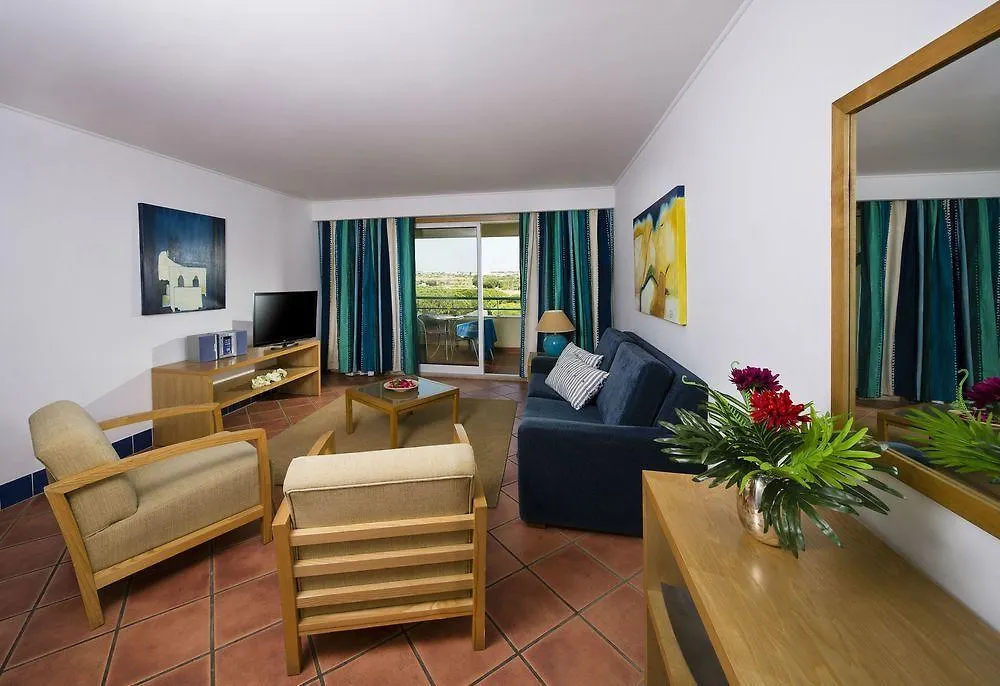 The Patio Suite Hotel 阿尔布费拉
